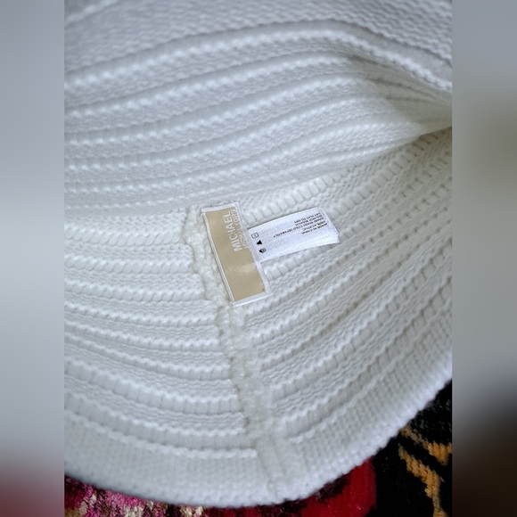 Michael Micheal Kors Cable Knit News Boy Hat Cream Color NWOT - Picture 3 of 8